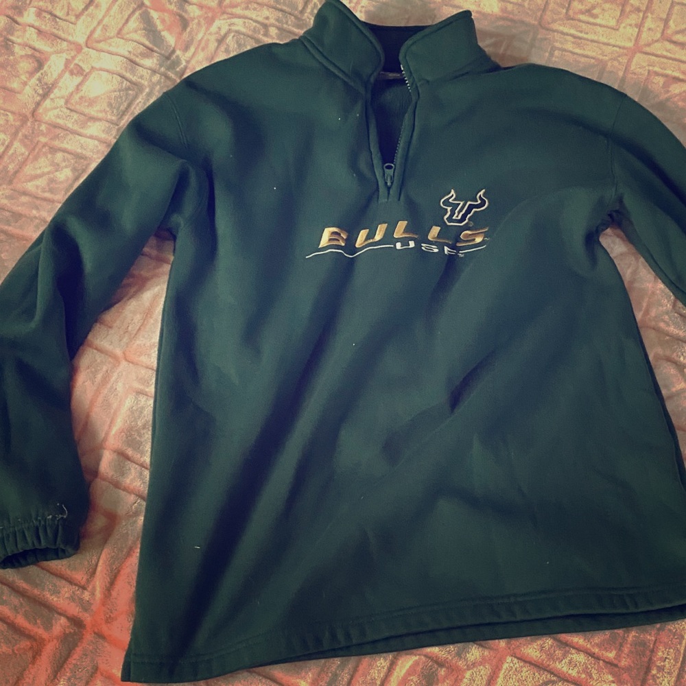 Bulls sweatshirt